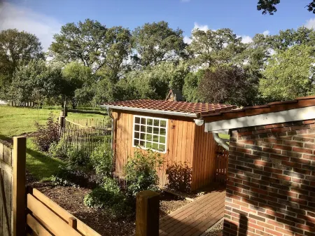 Special break for two in East Friesland, fenced garden & terrace