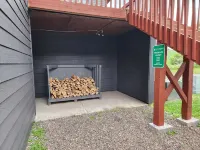 Ski-in/Ski-Out 6-Person Condo in Lutsen Mountains- Pool & Hot Tub