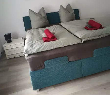 Wohlfühlen: Im Harzer Vogelnestspatzennest" Auch "finkennest","meisennest" Отели рядом с достопримечательностью «Берлинер Плац»