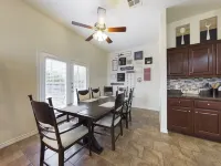 Quiet Private Home located 10 min to Kyle Field with great access to everything.