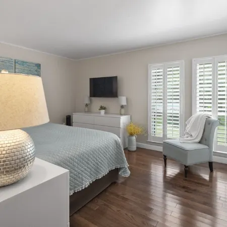 Renovated, Ground Level, 2 Br 2 BA, WiFi, Cable, Pool. 4 Individuals Max. Hotels in Pinehurst