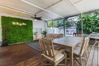 The Bungalow - Near Historic Downtown Fort Myers