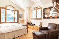 Stunning mountainside home in West Vail Hotels near Vail Ski Resort