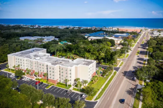 Residence Inn Amelia Island フェルナンディーナ・ビーチのホテル
