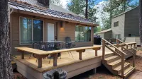 3 Min to SHARC with 8 Passes! Private Hot Tub, Quite Cul-de-sac w/ PS4 & BBQ