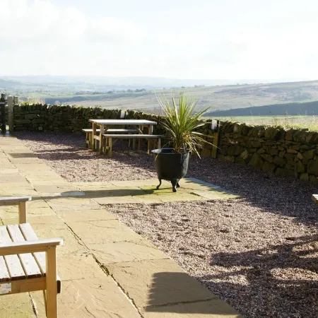 Historic Barn With Breathtaking Views Over Derbys/Staffs Border. Pet Friendly