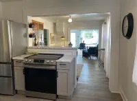 Adorable cottage with modern style , we welcome you to your temporary home!