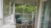 Sea Colony West Gorgeous Lakeview Hideaway
