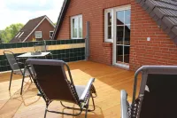 Vacation apartment with roof terrace; bed linen, towels, WLAN and two bicycles Hotels in Malchow