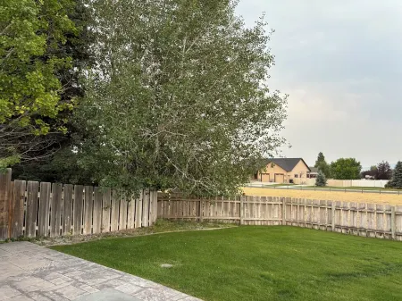 Townhouse in beautiful North Helena Valley, below the majestic Sleeping Giant