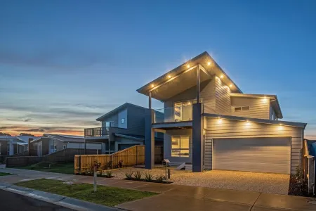 Two Storey Modern Beach House