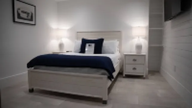 Sanctuary On Lake Travis with private pool and outdoor jetted tub with golf cart