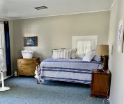 Grey Wolf Family Style Cottage on Wolf Lake Waterfront