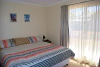 Hillview Cottage Hotels near Arkaroo Rock Trail