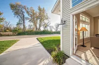 PURE MICHIGAN RETREAT-close to beaches, golf, downtown St. Joe & more!