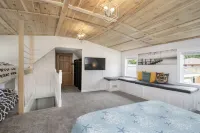 Lakeshore Cottage Osolo Township住宿飯店