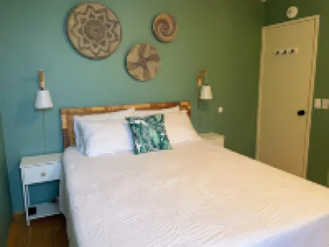 Sunset in Maui; 1br condo, walk to beach and surf