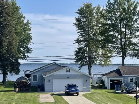 Houghton Lake and Higgins Lake family adventures await!