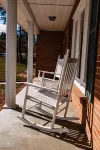 Vaden’s R&R  Sweet charming country house to relax in with family and friends!