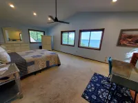 KINGSVIEW - Private Lakefront Acreage-Magnificent Lakeview-4200 Sq Ft Luxury!!!!