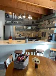 Remodel Spacious -vaulted 1100 sqft two blocks from slopes-w/d in unit. Hotels in 