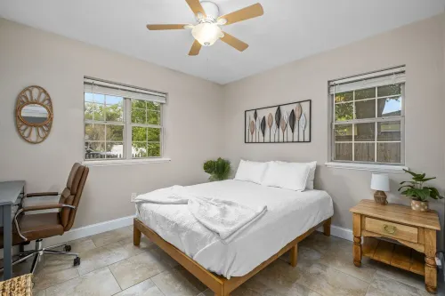 Funky MINI GOLF Home filled with Amenities