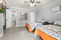 The Hidden Gem - Huge Floor Plan - Game Room Hotel in zona Creole Nature Trail Adventure Point