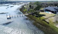 Intracoastal Waterfront with pool + dock. 10 minutes to downtown St. Augustine.