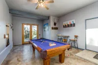 Axel's Place- Luxury Vacation Rental- Your Home Away from Home