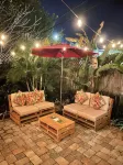 Bon Voyage - Cozy 2 - bedroom residential home Hotels near Lux Boutique