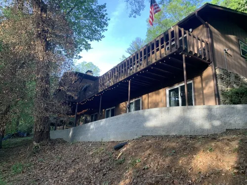 Knob Creek Guest Suite 1 mile from Brevard, NC