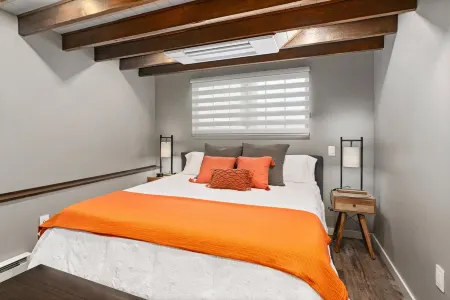 Discover Serenity: Your Ultimate Hidden Retreat for a Cozy Vacation Getaway.