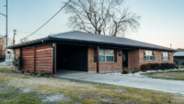 Stylish and funky, minutes away from everything NWA has to offer!