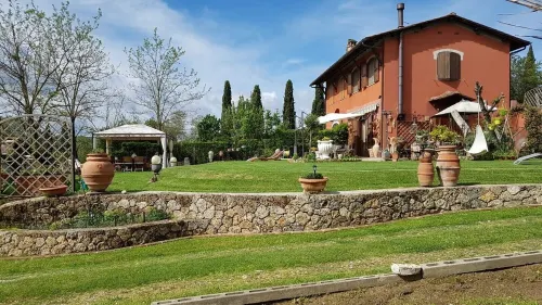 Villa with large garden in the Chianti hills