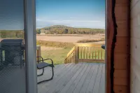 Rustic Cabin - Jetted Tubs - Wi-Fi - Wonderful Views - Grill - Firepit - Porch