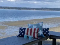 Beachfront, Water & Mountain Views, Epic Deck on Whidbey Island! Hotels in Langley