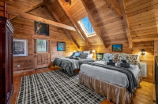 Cabin at Moss Ridge / Quiet Privacy