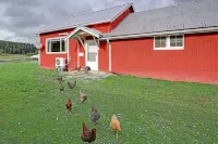 Stay at the Ranch! Bunkhouse is in the heart of Camano Island. Hotels near Utsalady Vista Point
