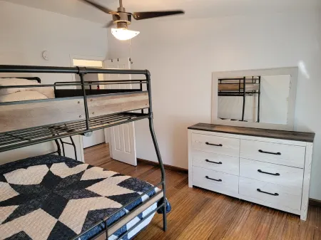 Waterfront Vacation Home with Gulf view- Boaters Paradise