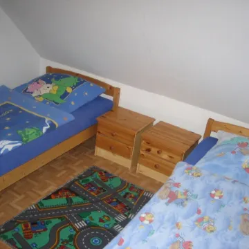 Cozy apartment in a quiet location - near the beach and port