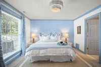 Waterfront. Private Dock for Boat. Pet-friendly. 10 mins to Downtown Oriental. - 무료 와이파이