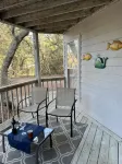 Cheerful Sound Side Condo