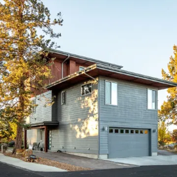 Awesome location/place: River trail, Old Mill District, easy drive to the Mt.