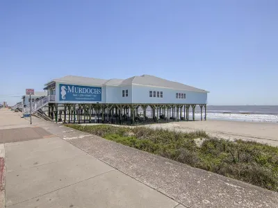 Ocean View - 1BD/1BA Condo nestled along the shimmering shores of the Gulf Coast