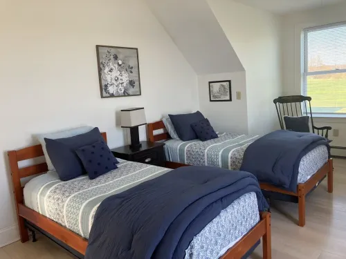 Idyllic 2 bedroom Apartment/Flat on Lake Ontario