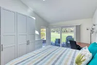 Stunning View Silverado  2 Bd  Condo on Golf Course w/ Pool