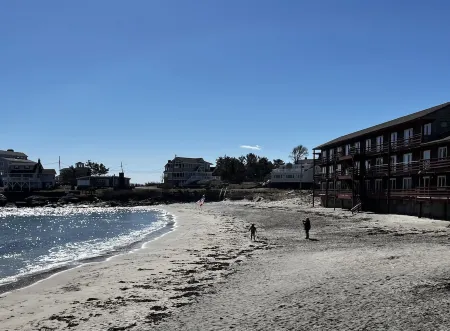 Steps Away from Good Harbor & Long Beach! Spacious Home for Groups of All Sizes!