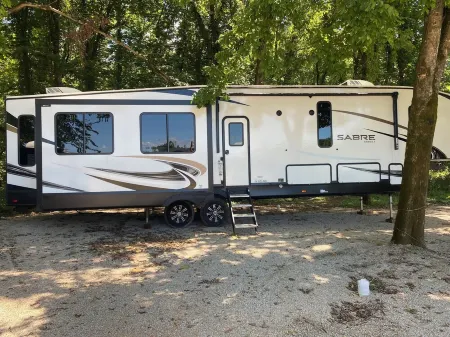 Relax on beautiful Current River in Luxury!