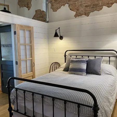 Loft 163 (Historic Downtown building)