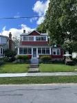 Spacious 5 Bedroom House On Double Lot In Lakeside One Block From The Lake!